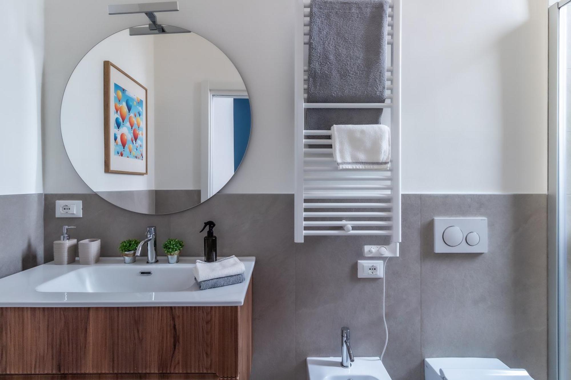 - Ampio E Nuovo Bilocale Appartement